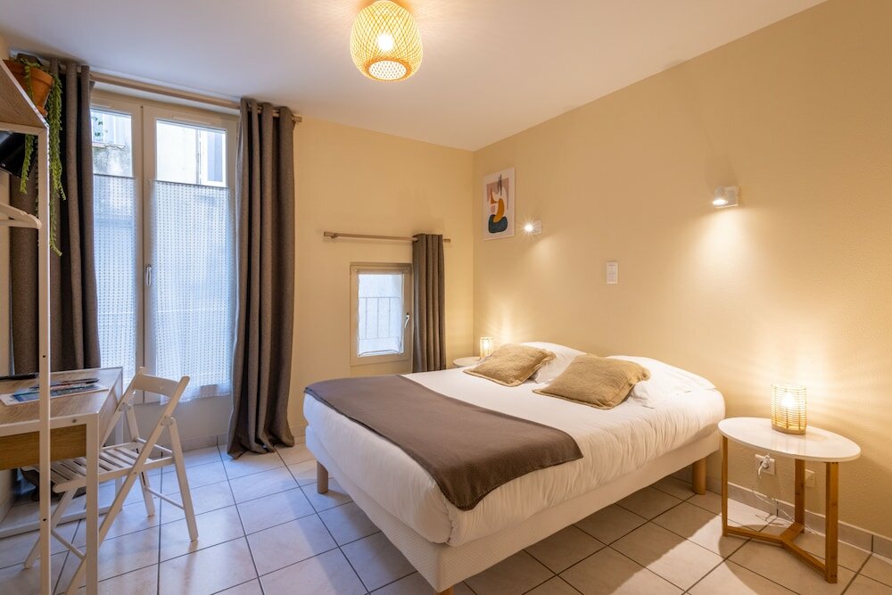 Фото L'Aptois Hotel