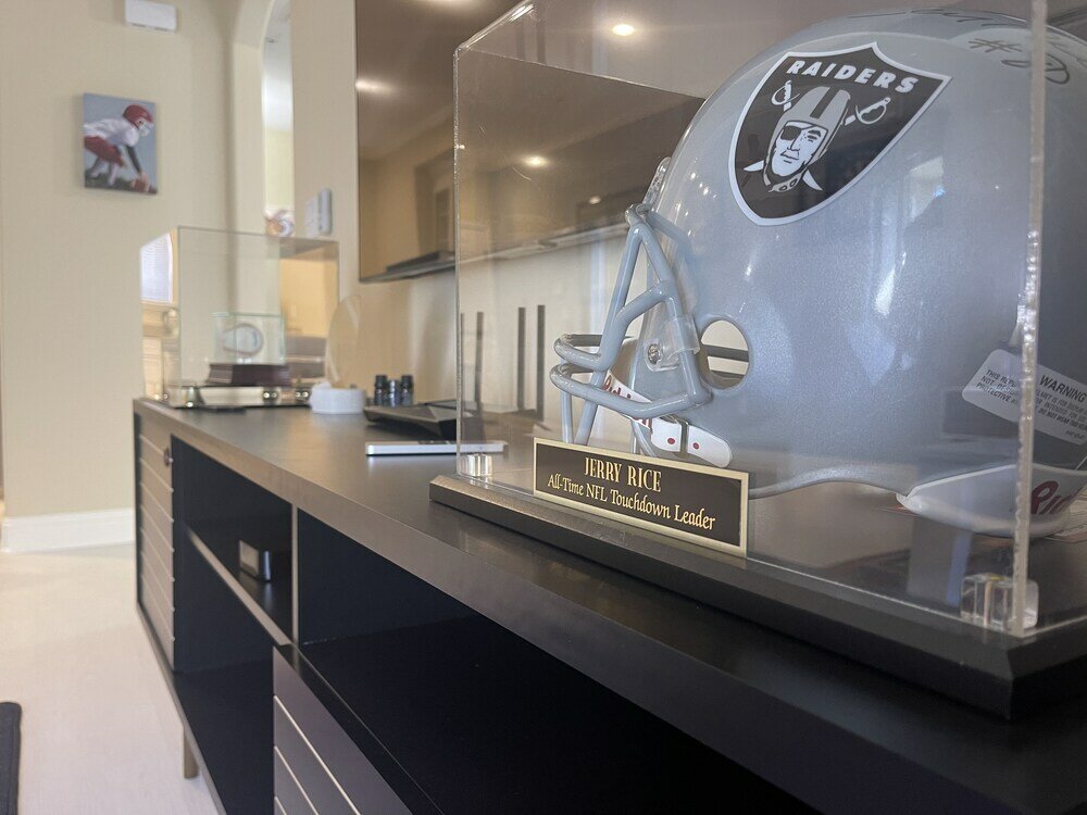 Фото Balmoral Apartments