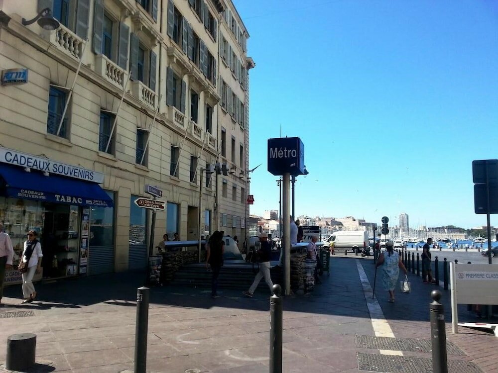 Фото Hotel Marsiho by HappyCulture