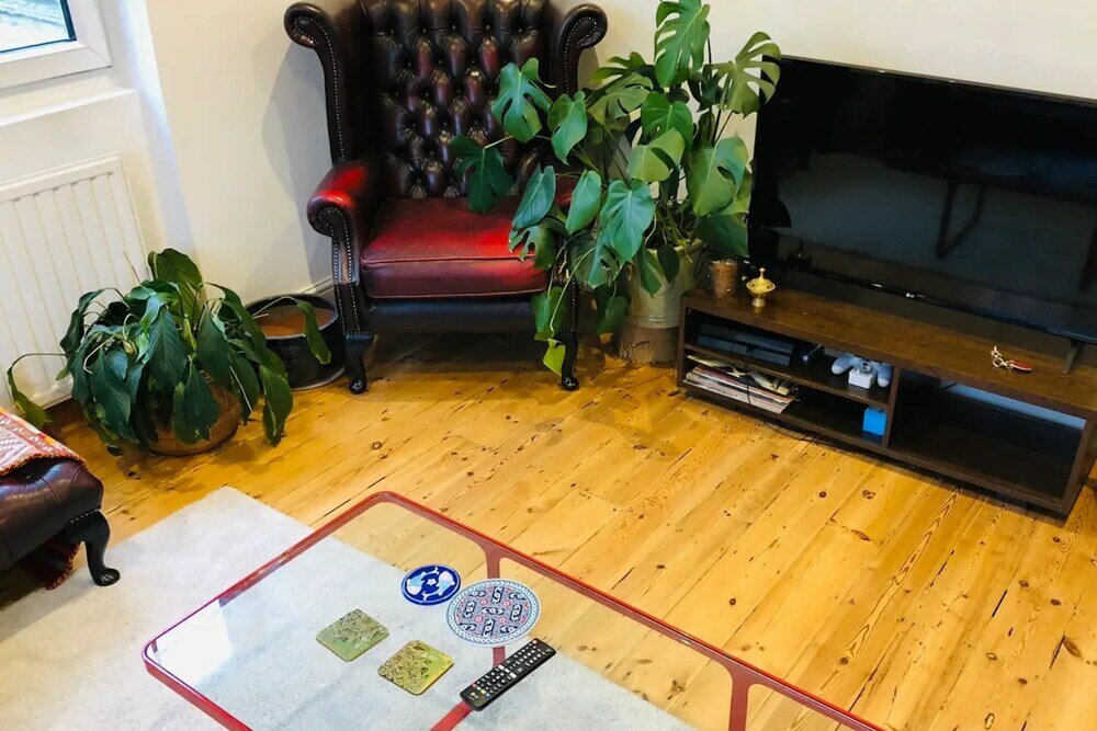 Фото Stylish and Light 2 Bedroom Flat in Bethnal Green