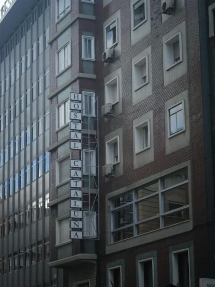 Фото Hostal Cataluña