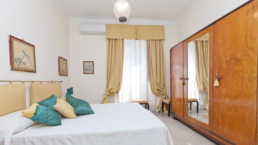 Фото Rental In Rome Vatican Vintage Apartment