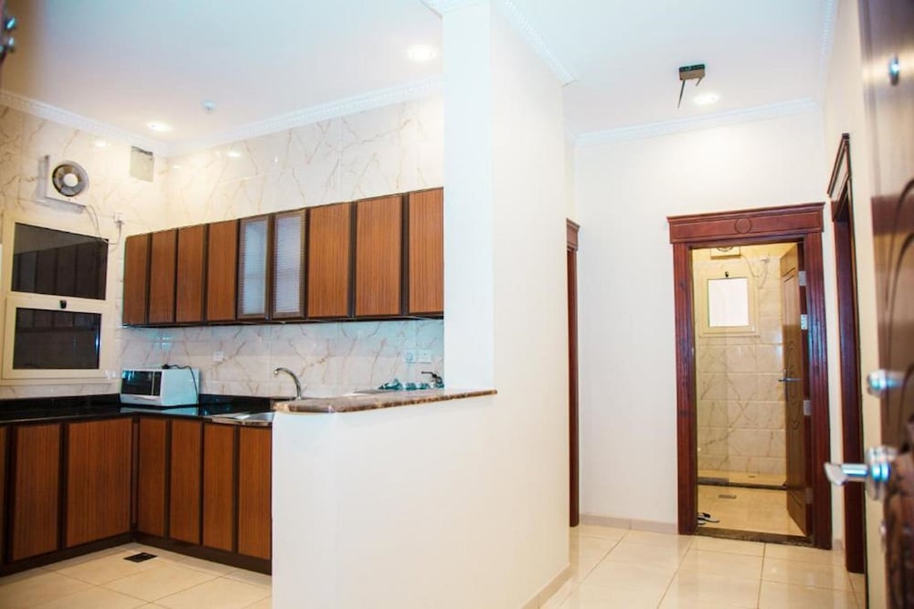 Фото Ajnihat Kanuz Hotel Suites