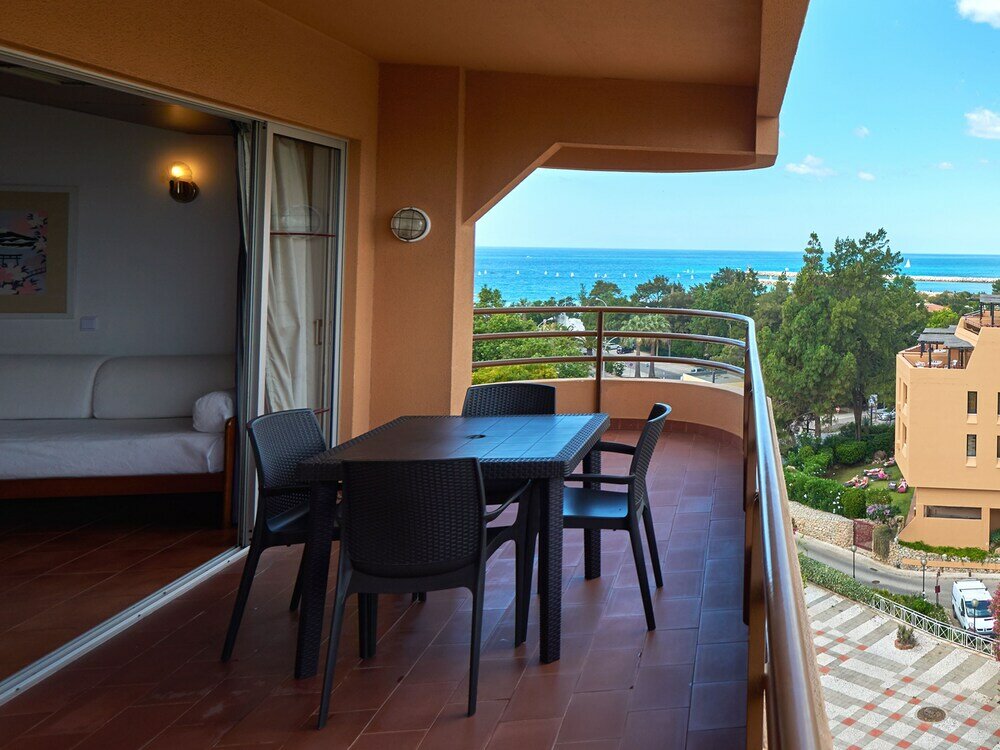 Фото Dom Pedro Portobelo