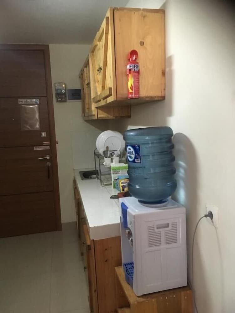 Фото Beverly Dago Apartment by HouseinBandung