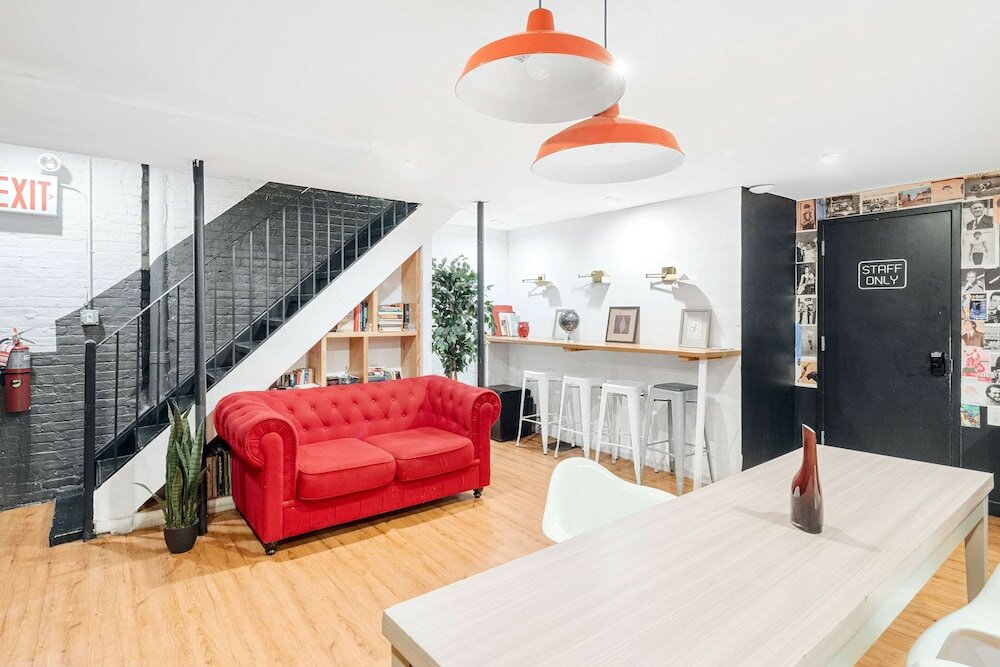 Фото BeHome by LuxUrban, a Travelodge by Wyndham