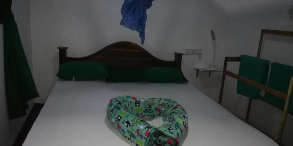 Фото Mid Climes Guest Inn