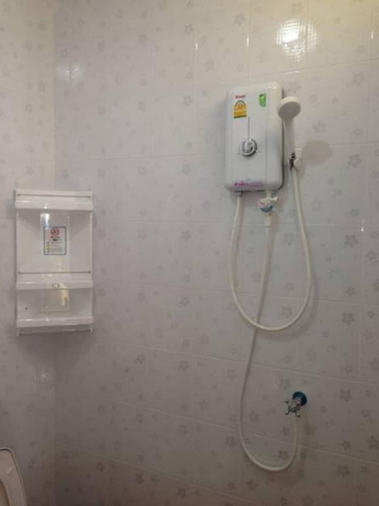 Фото C. A. P. Mansion Hotel