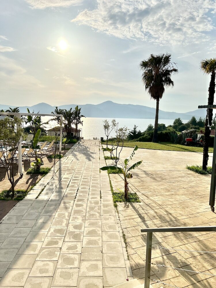 Фото Thalassa Hotel