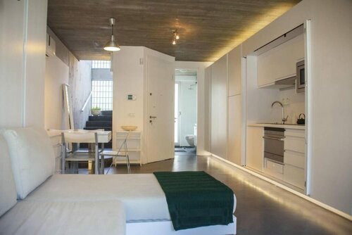 Апартаменты Stylish and Central Duplex House in Beyoglu в Бейоглу