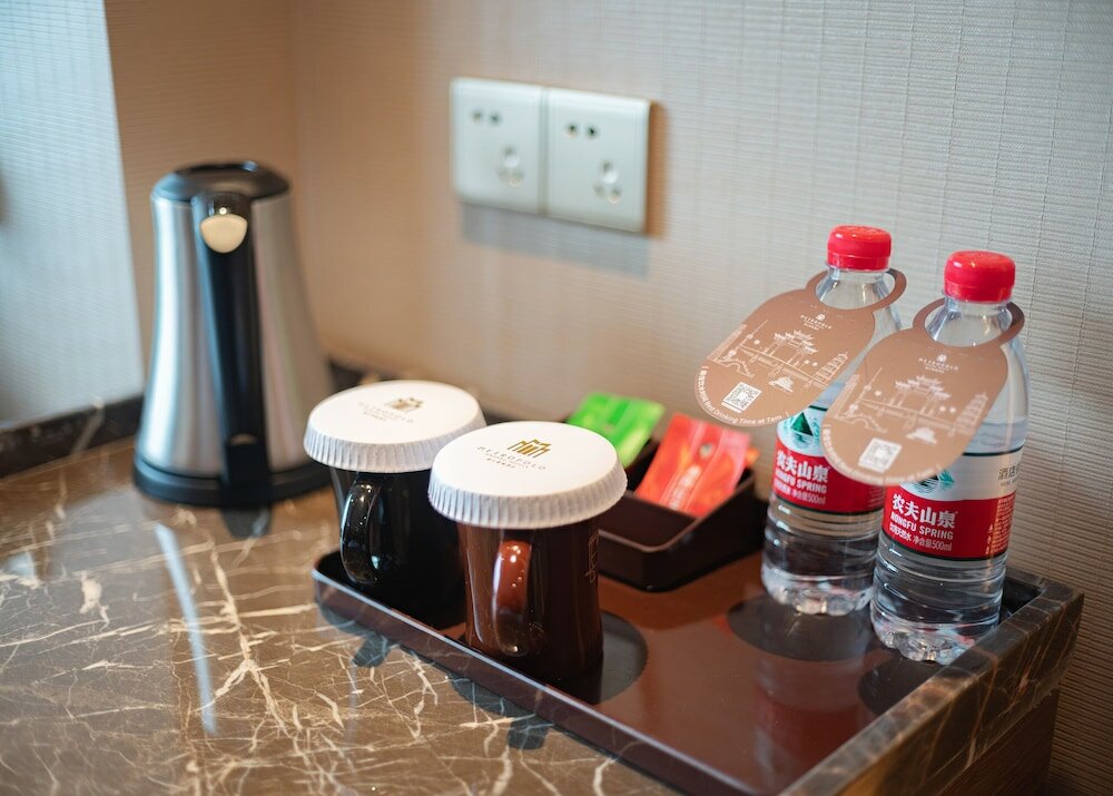 Фото Zhangjiajie Metrepolo Hotel