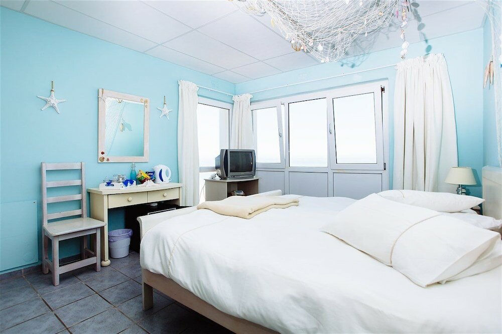 Фото Swept Away Guest House