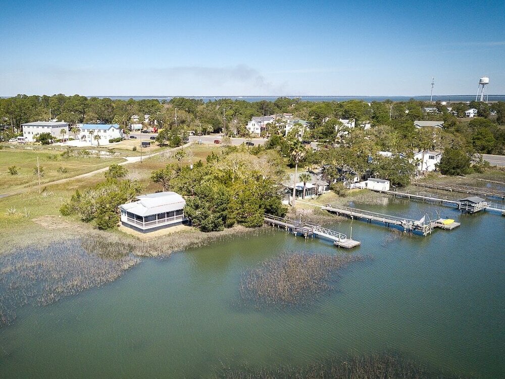 Фото Chimney Pot Cottage
