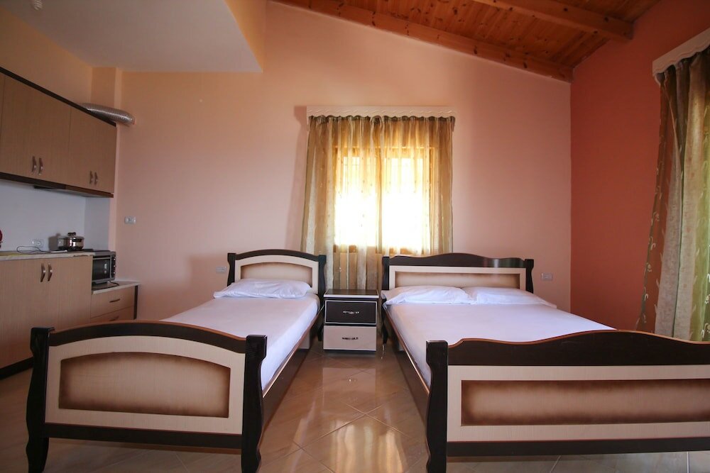 Фото Apartments Dine