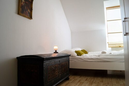 Гостиница Modern Apartment in The Heart of Vienna 9 в Вене