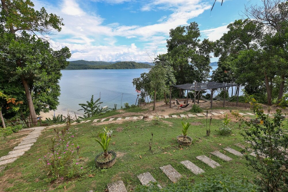 Фото Bigfin Beach Resort