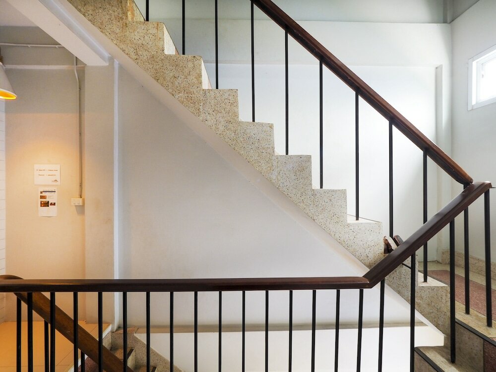 Фото Oyo 692 Nakara Ayutthaya - Hostel