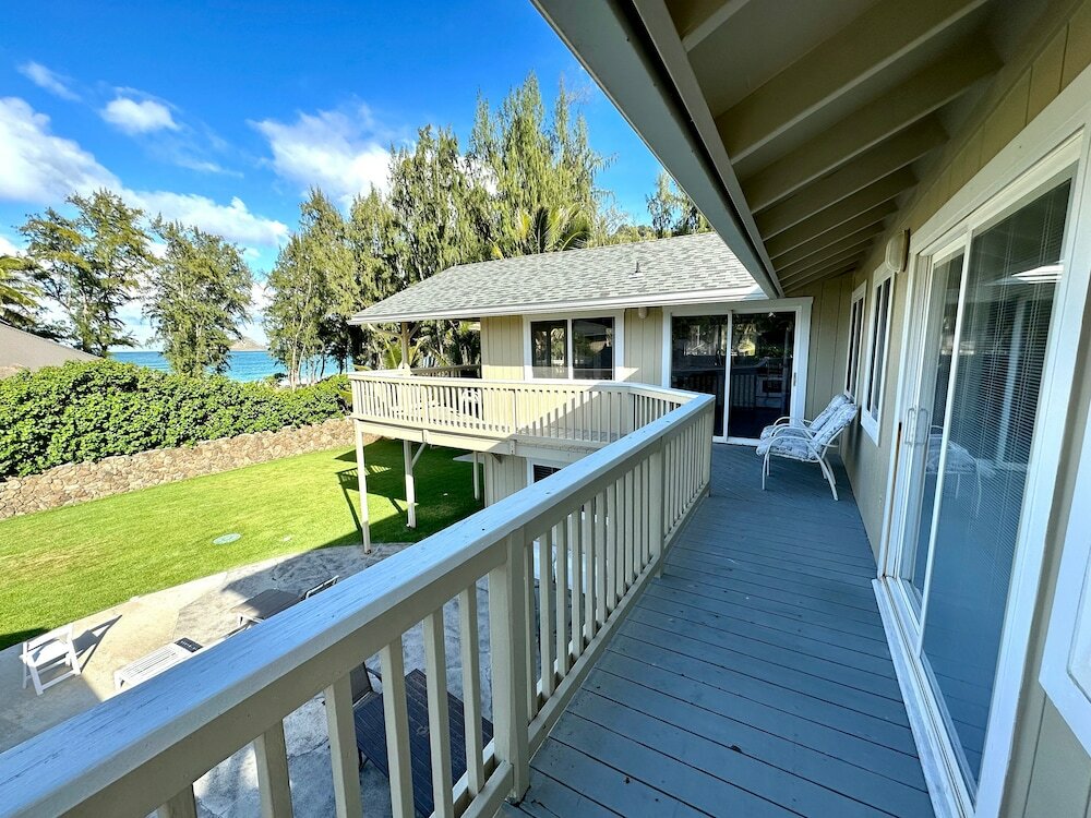 Фото Waimanalo Beach Cottages