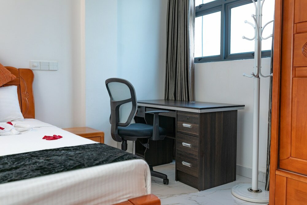 Фото Отель White Beach Holiday