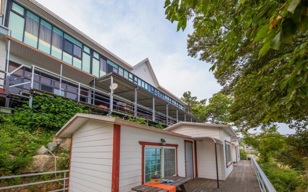 Фото Yeosu Yewon Healing Pension