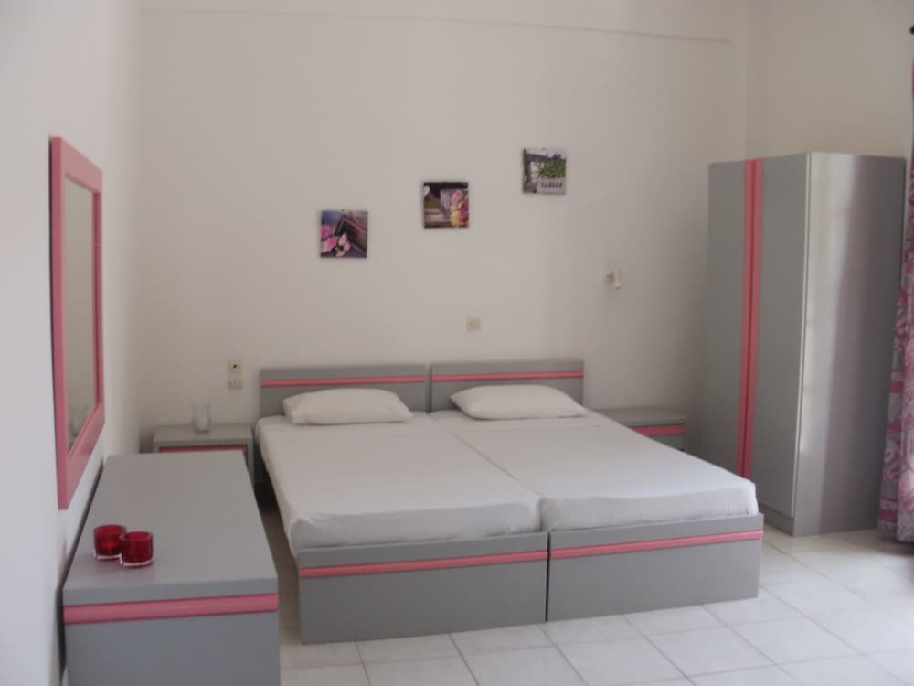 Фото Agii Apostoli Studios