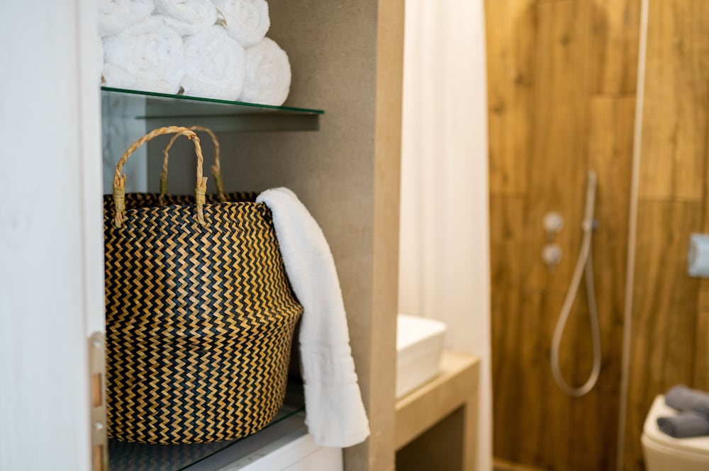 Фото Pebble Garden Orchid