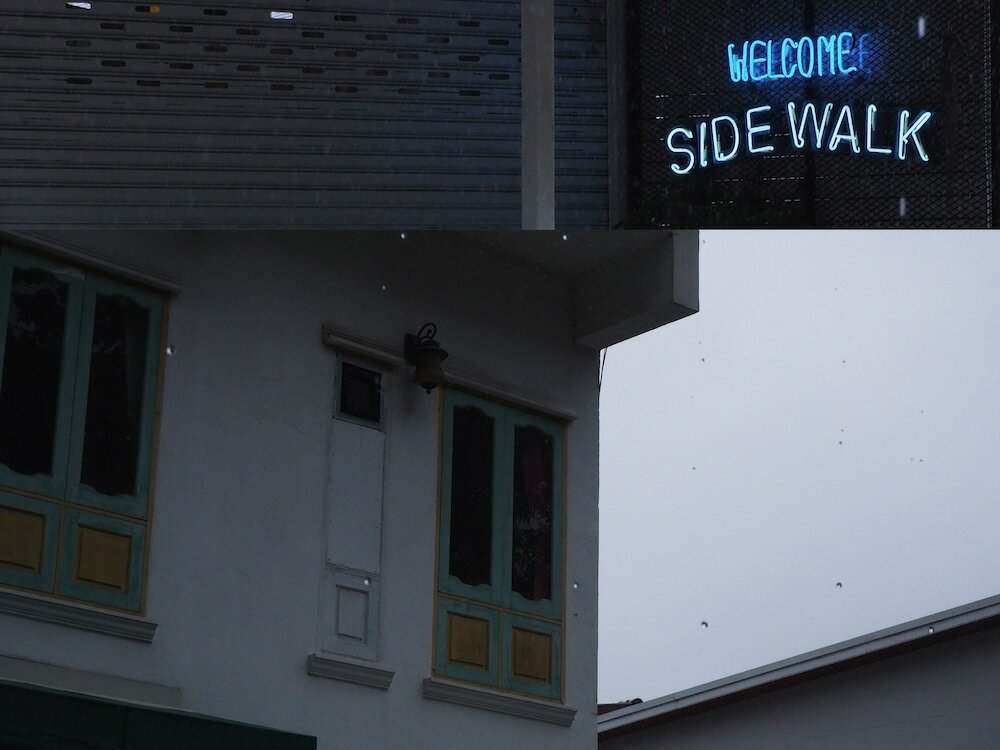 Фото Side Walk Boutique Hotel