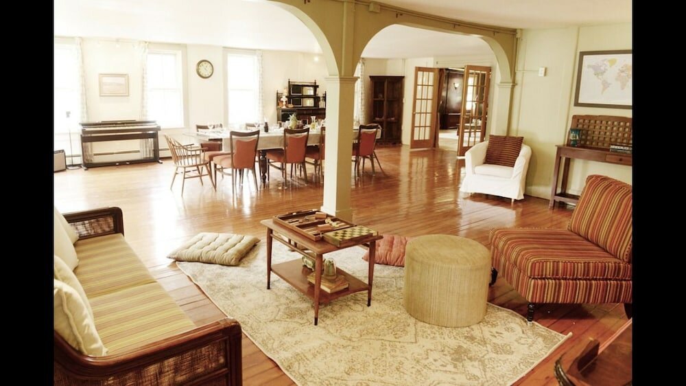 Фото The Woodbine Inn