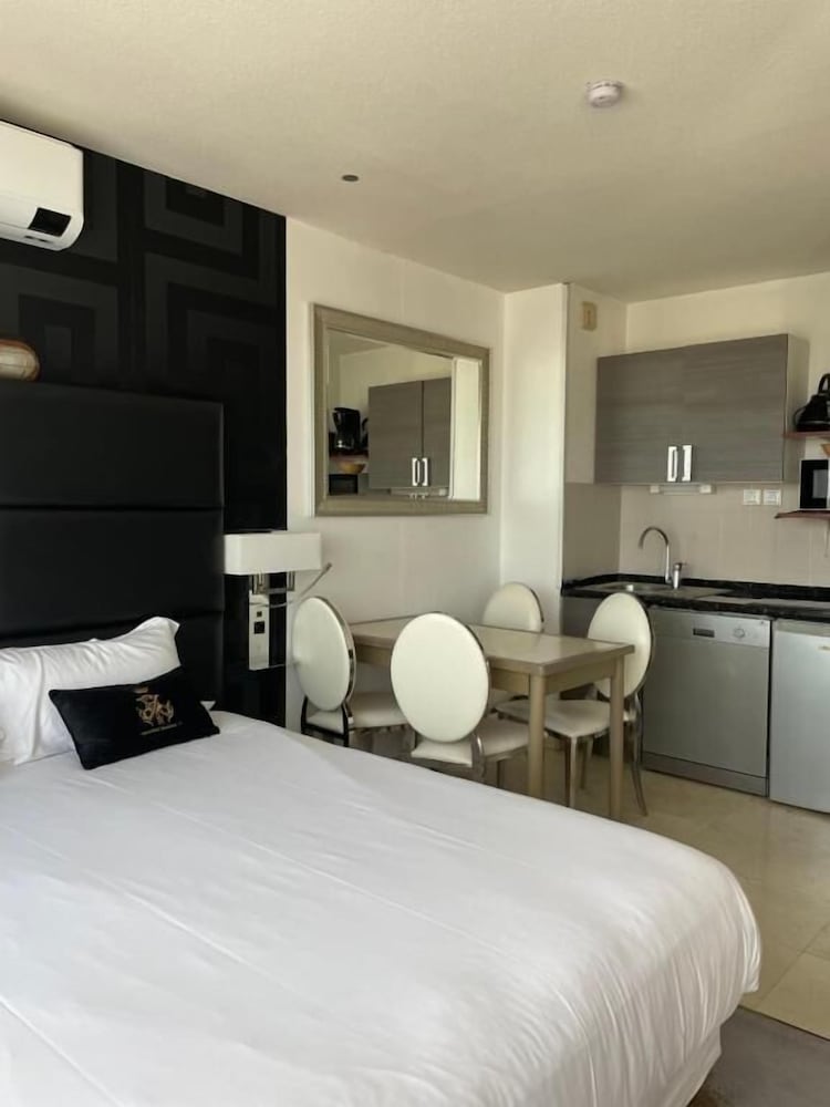 Фото Le Trianon Arcachon