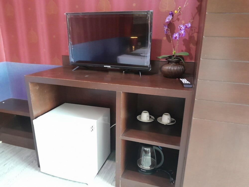 Фото Sereneburi Patong Residence