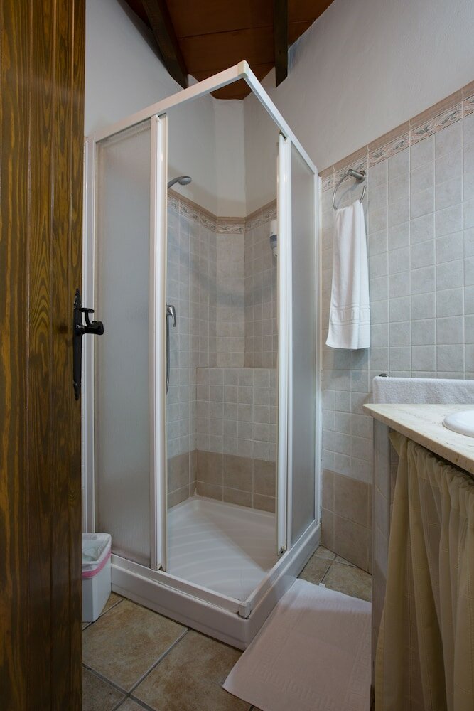 Фото Hostal Valle del Sol Confort Rooms