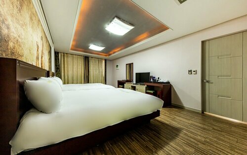 Гостиница Yeosu Hotel Provence в Йосу