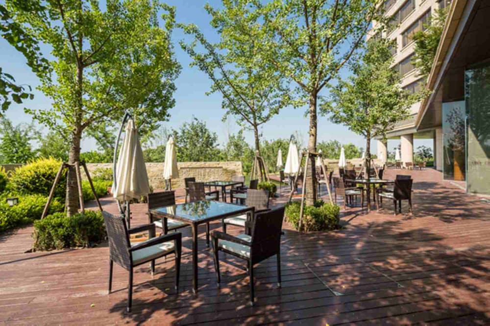 Фото Crowne Plaza Shanghai Anting, an Ihg Hotel