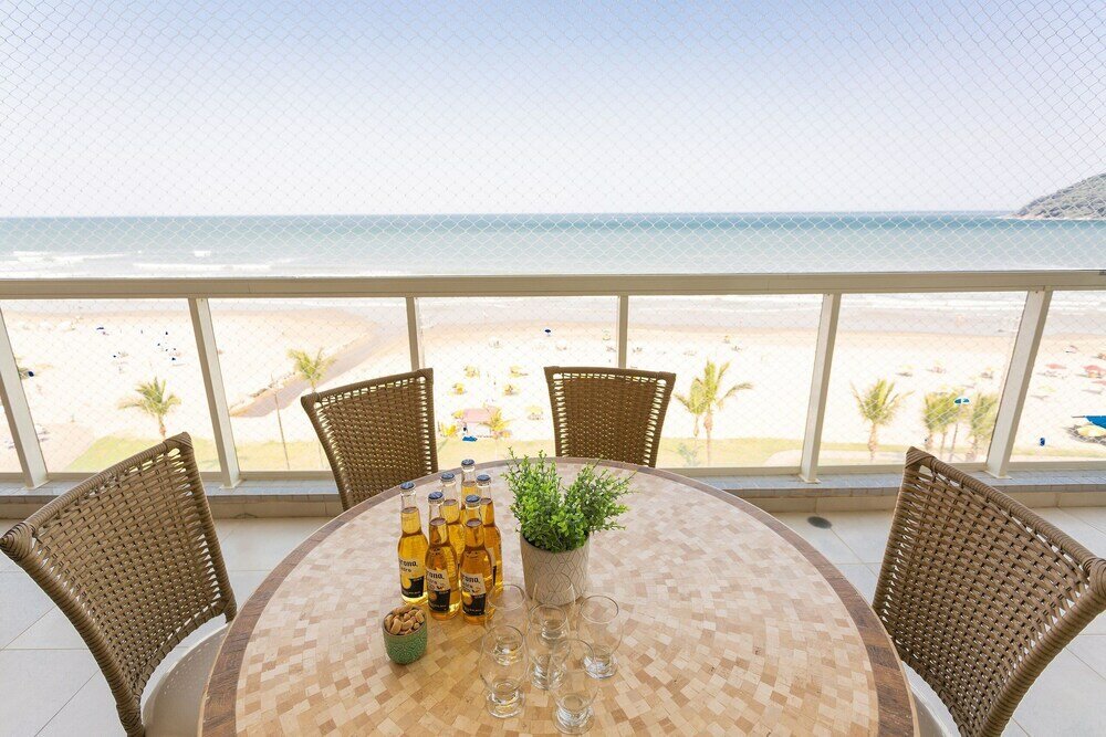 Фото Incrível Vista para o Mar com Varanda