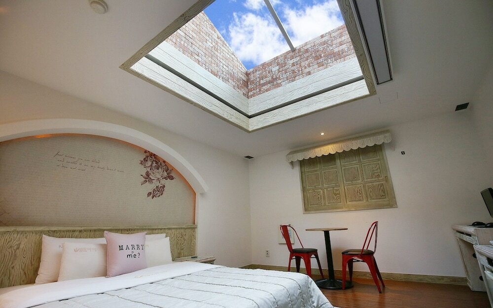 Фото Daejeon Yongjeon I