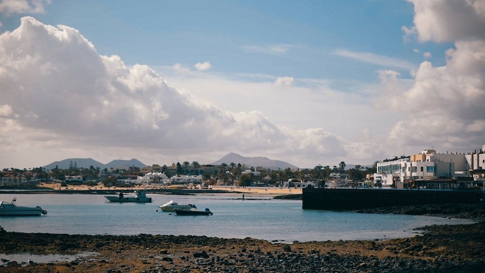 Фото Corralejo Surfing Colors Hotel&Apartments