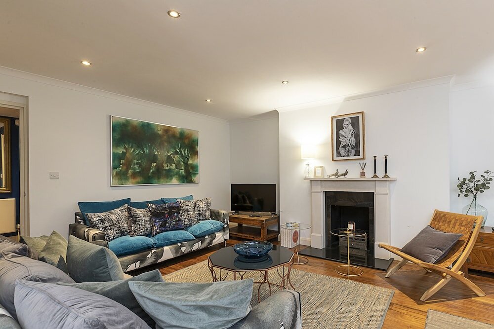 Фото Altido Lovely 2 Bedroom Flat in Chelsea