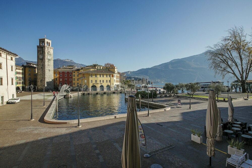 Фото Lake View Historical Center Apartment