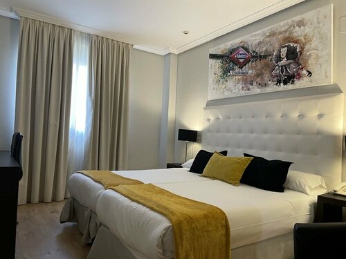 Гостиница Hotel Suites Feria de Madrid в Мадриде
