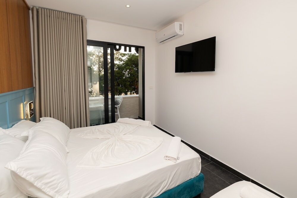 Фото Aglon Twin's Hotel