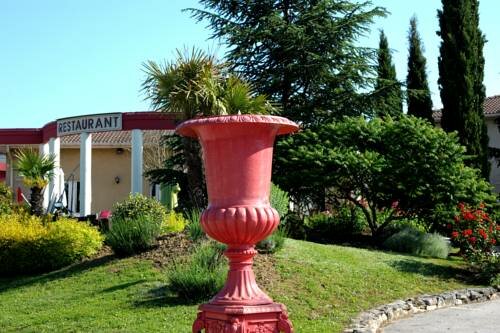 Гостиница La Roseli& xE8; re в Ла-Туре-дю-Пене