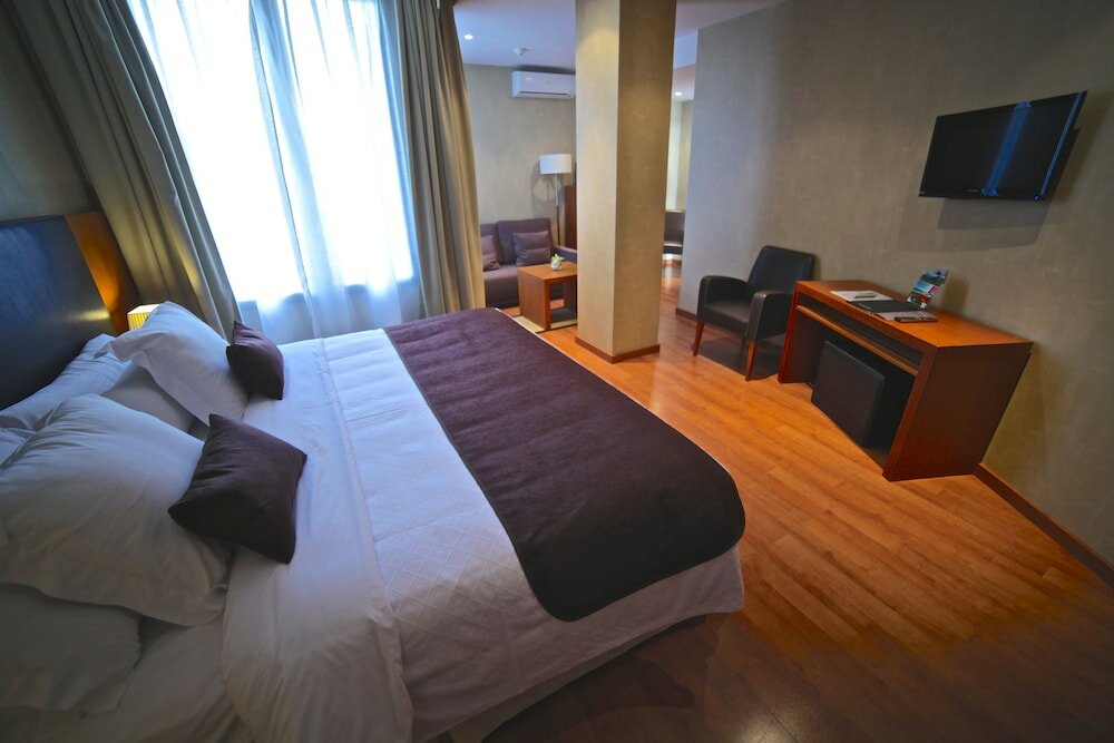 Фото Hotel Sant Just 