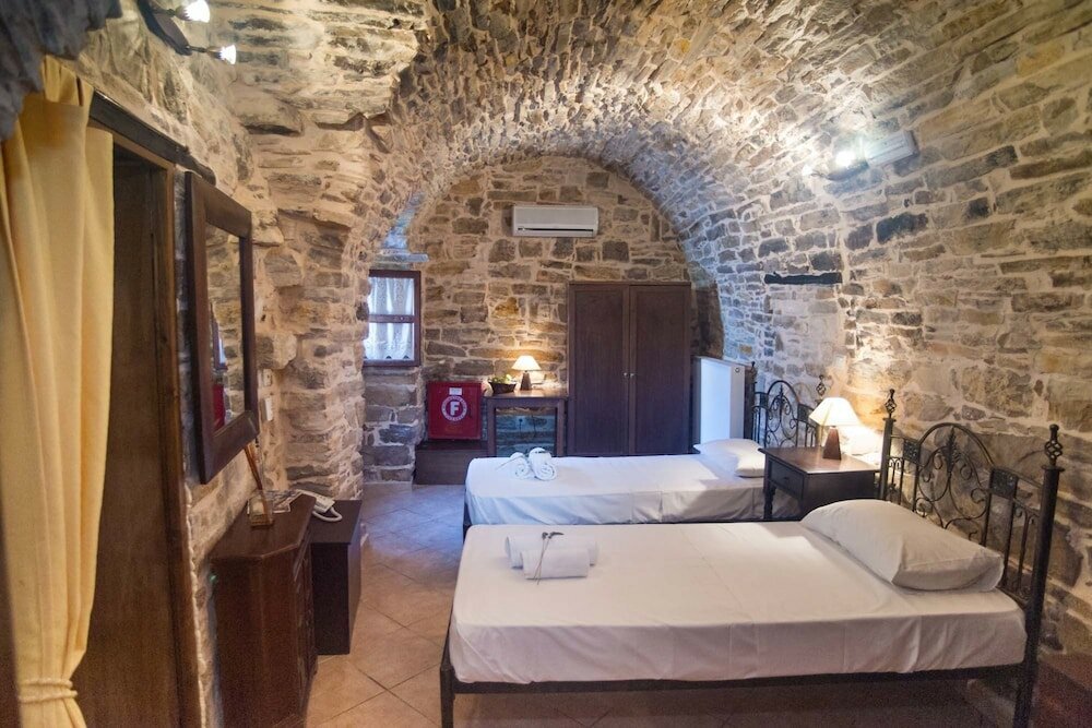 Фото Vouno Village Apartments