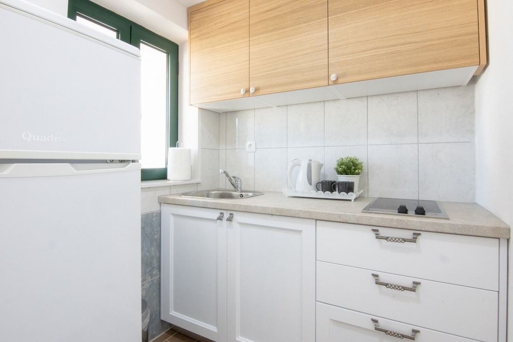 Фото Stipe - With Pool - H