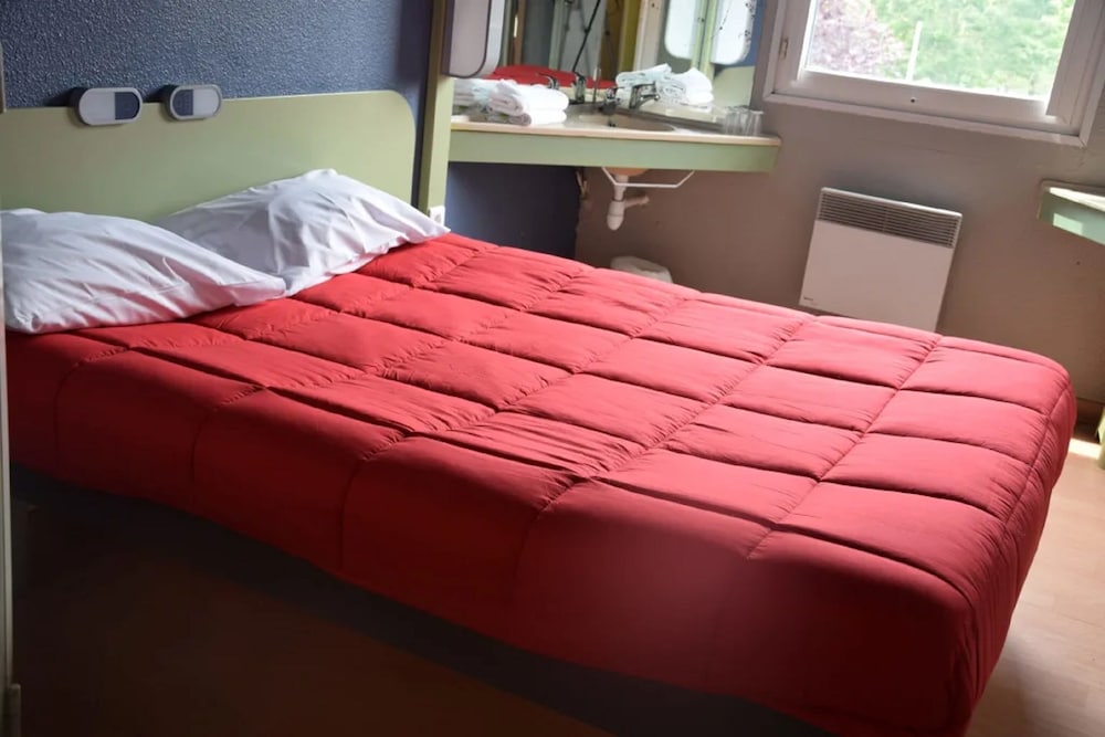 Фото Ibis Budget Villeneuve Le Roi