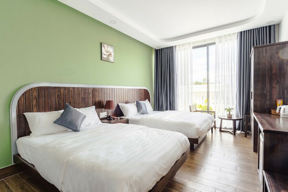 Фото Mega Sky Hotel