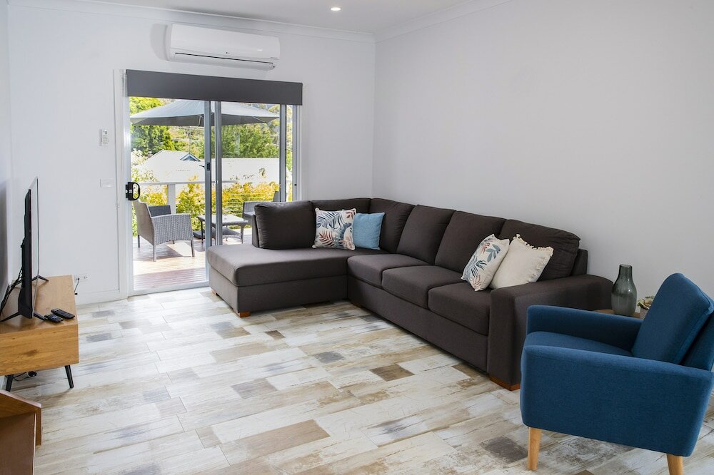 Фото Warburton Digs