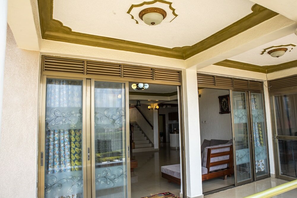 Фото Kigali Castle B&b - Hostel