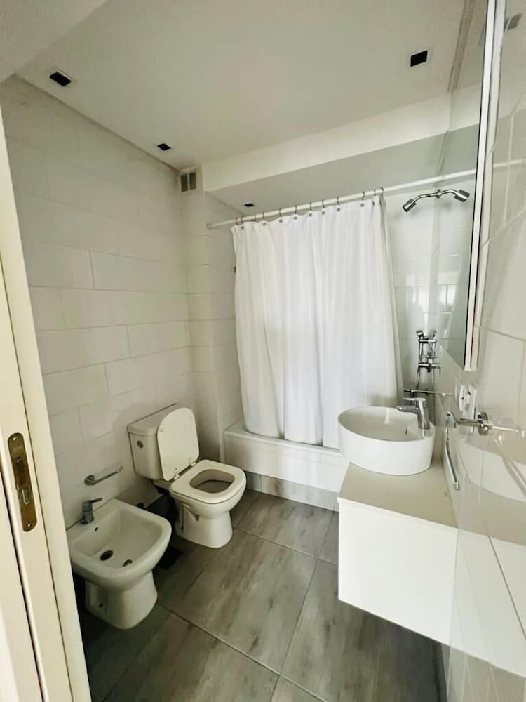 Фото AV. Dorrego 1600