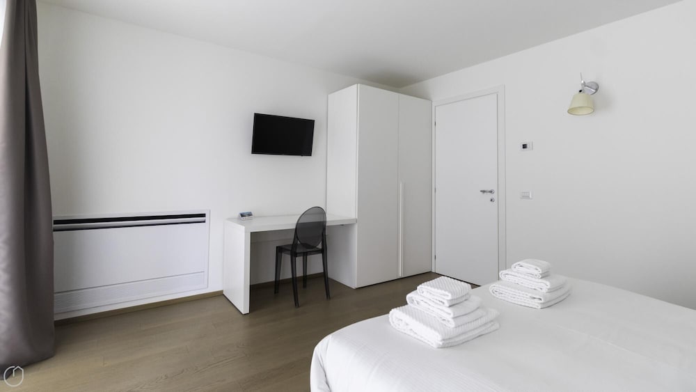 Фото Italianway - Corso Como 11 - 7